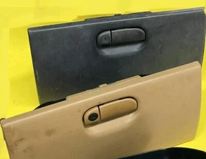 Jeep Tj glove box - Bild 1 von 2
