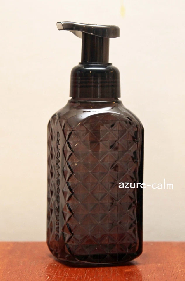 Soporte dispensador de jabón espumoso de vidrio NEGRO facetado Bath & Body Works x 1 Foto 1 de 1