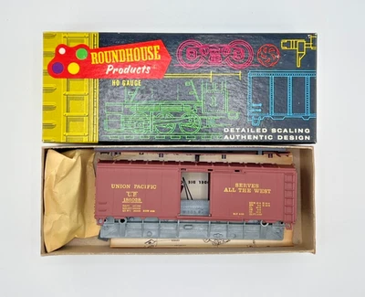 HO Roundhouse 40' Single Door Boxcar Union Pacific UP 186028 Red Kit - Image 1 of 3