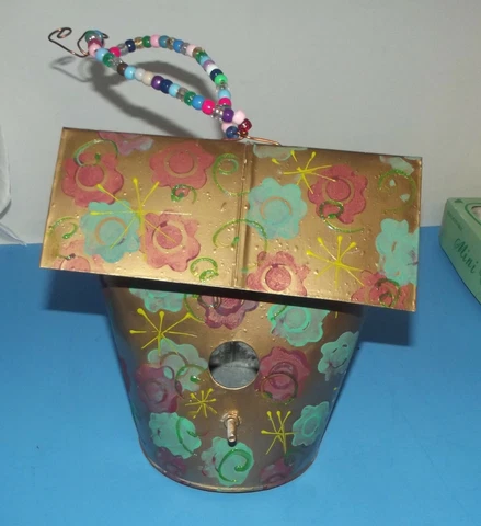 Bird House Tin Can Metal Hand Painted with Flowers & Beads 9"x 8.5" Gold Tone Cover