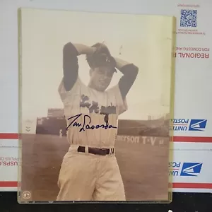 Tommy LaSorda auto autograph print photo 1994 photo file signed 8x10 no COA (c4 - Picture 1 of 5