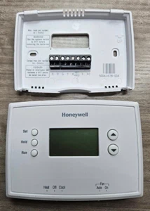 Honeywell RTH2300B1038 5-2 Day Programmable Thermostat T24 - Picture 1 of 3