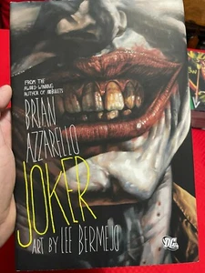 Joker de Brian Azzarello y Lee Bermejo HC TT - Imagen 1 de 4
