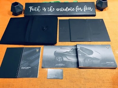 Lamborghini Gallardo Spyder 2007 manual del propietario + estuche 512 hp 5,0 L V10 convertible Foto 1 de 4