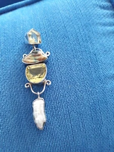 Silver Pendant (handmade by artist in Brighton)  Lemon Quartz/Mother of Pearl, A - Picture 1 of 8