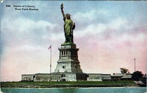 Postal de la Estatua de la Libertad del puerto de Nueva York sin publicar - Imagen 1 de 2