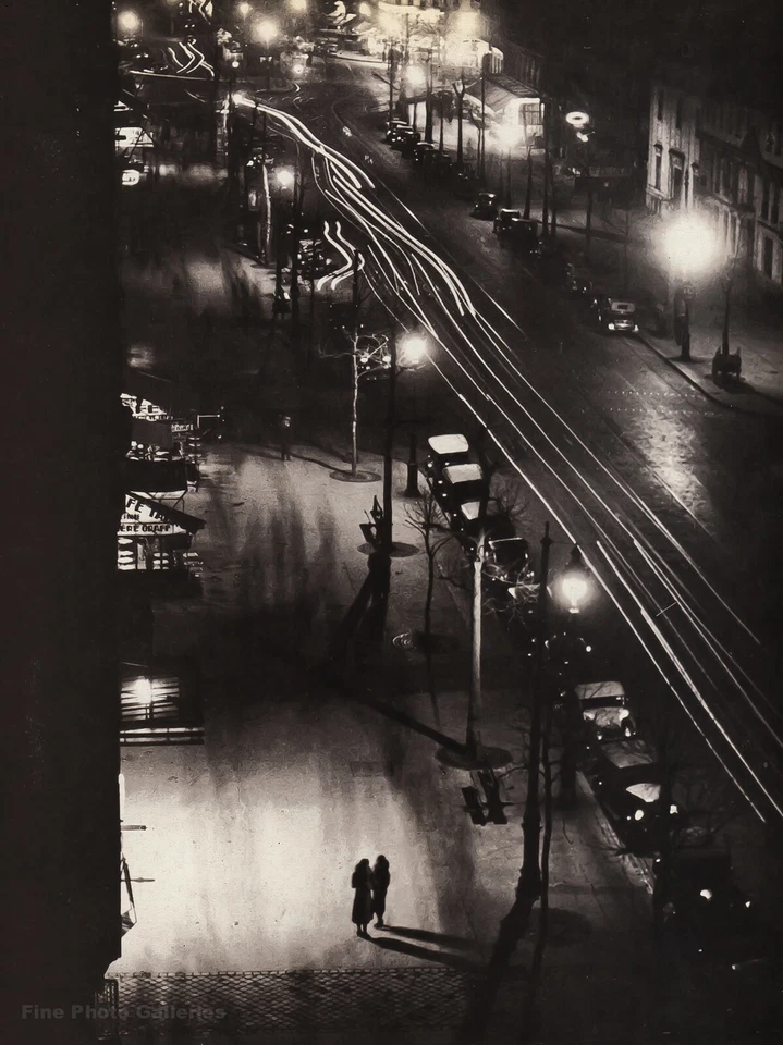 Arte fotográfica vintage 1931/76 BRASSAI Paris noite prostitutas femininas andando rua - Imagem 1 de 1