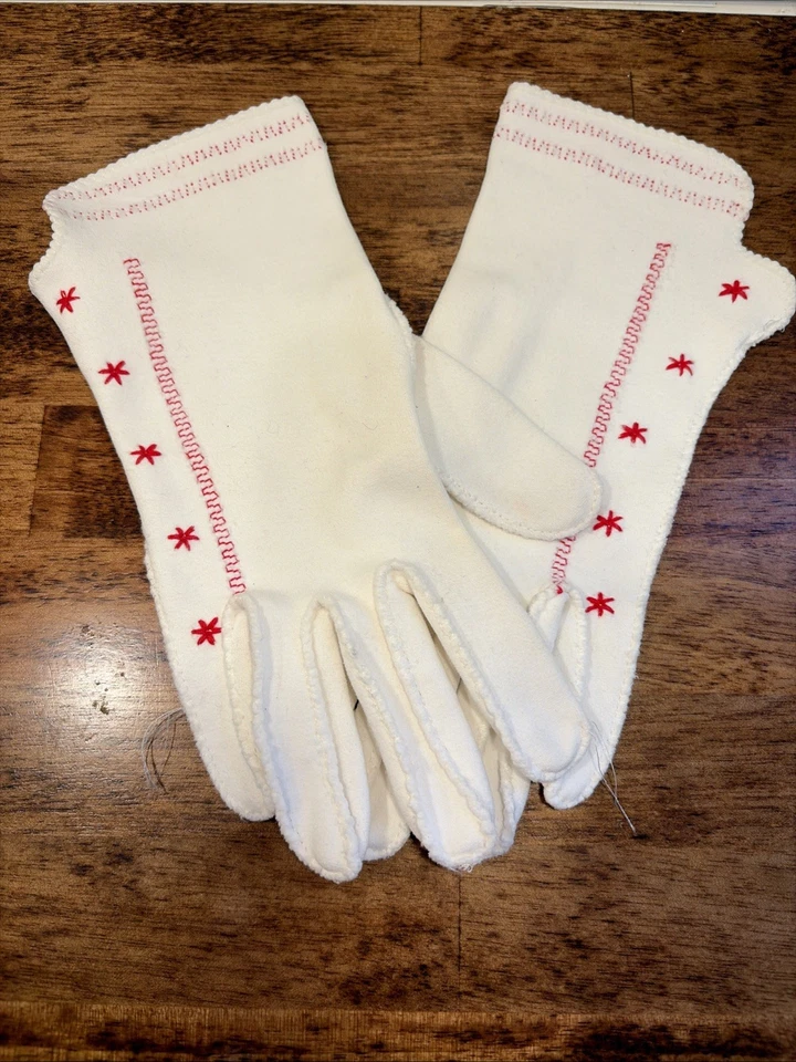 Guantes tejidos a mano bordados vintage años 50 para mujer  Foto 1 de 3