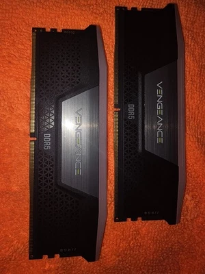 CORSAIR VENGEANCE 64GB (2 x16GB) PC5-44800 (DDR5-5600) C40 DIMM Memory AMD/INTEL - Image 1 of 4