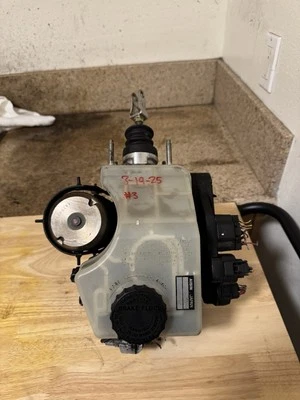 OEM 1998 - 2005 LEXUS GS300 ABS BOMBA DE REFORÇO DE FREIO HIDRÁULICA ANTIBLOQUEIO AISIN - Imagem 1 de 4