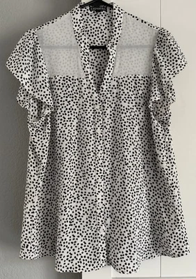 Blusa Express L blanca con lunares negros manga mariposa abotonada nueva sin etiquetas Foto 1 de 3