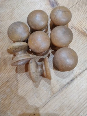 Set of 8 Vintage Wooden Drawer Knobs, Old Style - Image 1 of 2