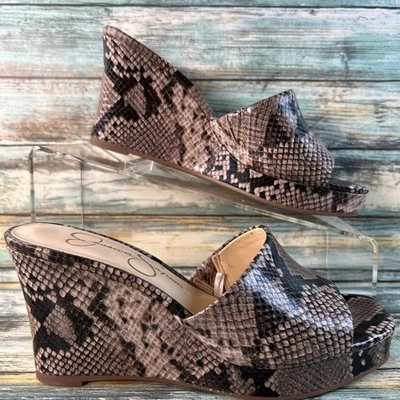 Sandalias de plataforma Jessica Simpson Allynna para mujer 5,5 M estampado de serpiente punta abierta deslizable Foto 1 de 4