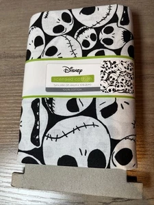 Disney vorgeschnittener Baumwollstoff verpackt Jack Nightmare B4 Weihnachten 1 Yd x 43 Zoll - Bild 1 von 2