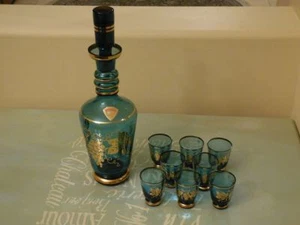 Vintage Tschechische ECHT JUWELENBESETZTE BOHEMIA MURMAC Karaffe & 8 Gläser mit Etikett - Bild 1 von 4