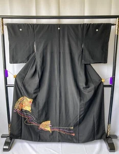 Vintage japanischer Kimono - Kuro Tomesode mit schöner Stickerei - Bild 1 von 11