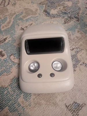 Luz de mapa domo Chevy 2004 2005 Tahoe 2006 2003 Silverado GMC Sierra 1500 OEM S3 Foto 1 de 4