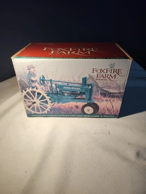 Tractor Ertl Fox Fire John Deere Modelo A con Figura Roja #5 1/16 Diecast 5702 Foto 1 de 4