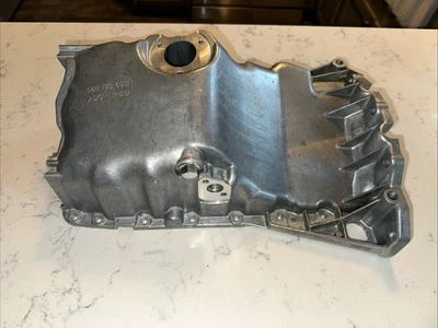 VW PASSAT 1998-2005 1,8 L - Motor cárter de aceite/sumidero 06B103603N Audi nuevo stock antiguo Foto 1 de 4