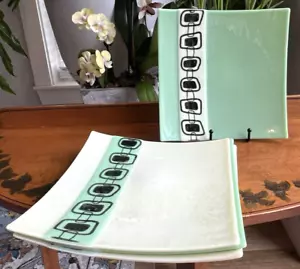 4 MCM Design Jadeite Green Cream & Black Color Fused Glass Square 9.5" Plates - Picture 1 of 4