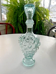 VINTAGE MOD DEP Decanter w/Stopper Glass Grape design Italy 500 ml bluish/green - Picture 1 of 7
