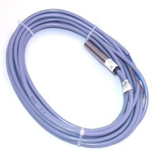 Balluff 20-250V AC/DC 2-Wire Inductive Proximity Sensor BES 516-207-BO-E - Picture 1 of 4