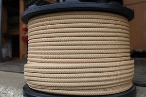 Línea de láminas NovaTech XLE Halyard, cuerda de velero Dacron 7/16" x 100' bronceado clásico - Imagen 1 de 3