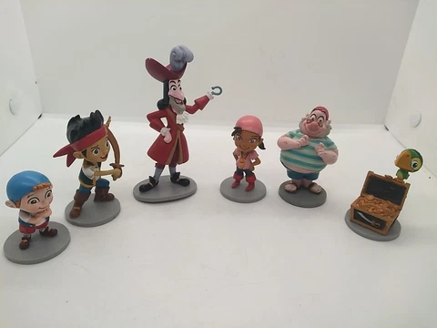 Captain Jake and The Never Land Pirates Figurine Lot of 6 Playset Disney Figures Cover