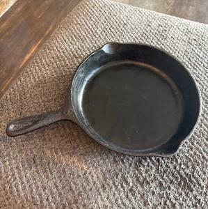 Antik Vintage gemarkt #8 "TK" Doppelauslauf Gusseisen Pfanne dicke Pfanne 10" - Bild 1 von 8