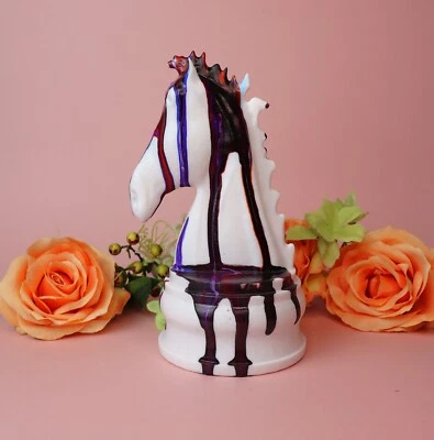 Pieza de ajedrez de caballero de gran tamaño | Escultura de arte de pintura única para verter | Impreso en 3D Foto 1 de 4