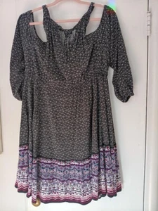 **Torrid Size 1 Cold Shoulder Dress Boho Print** - Picture 1 of 3