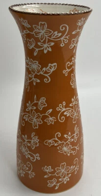 temp-tations floral lace carafe/vase 9 1/2 inches tall EUC - Image 1 of 3