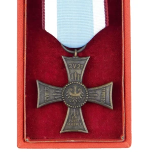 3657 WW1 POLISH SILESIAN UPRISING CROSS OF VALOR AN MERIT ORDER MEDAL POLAND - Picture 1 of 8