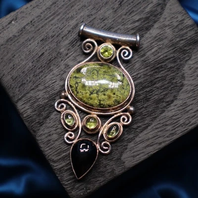 SAJEN 925 Sterling Silver Green and Black Gemstone 60mm Pendant 16g - Image 1 of 3