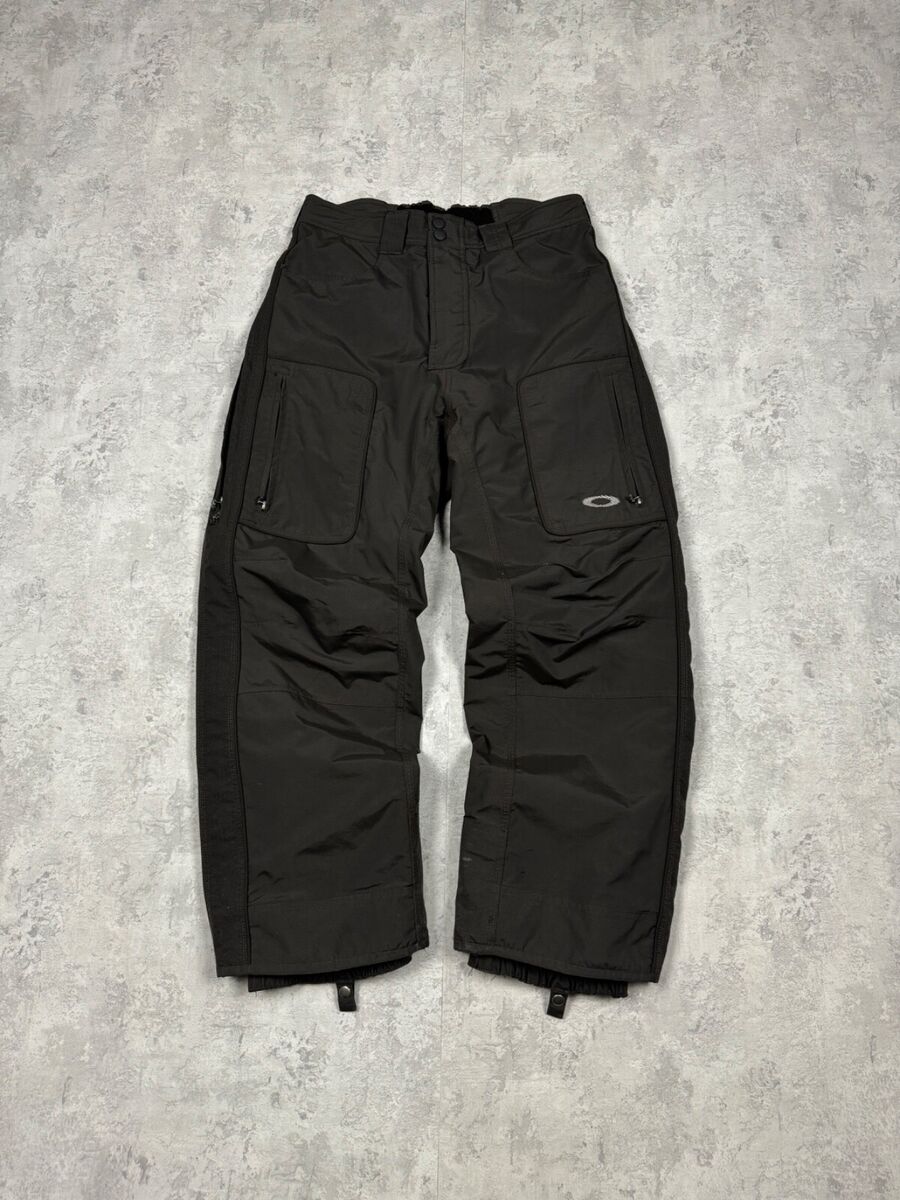 Oakley Men's Winter Sports Snow Pants & Bibs for sale - eBay Oakley Men's Winter Sports Snow Pants & Bibs for sale - eBay