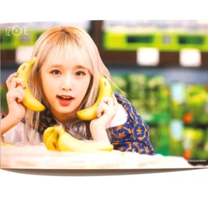 IZ*ONE IZONE Japan x LAWSON CHOI YE NA ”IZ*ONE SPECIAL SURPR*IZ PHOTO BOX" photo - Imagen 1 de 1