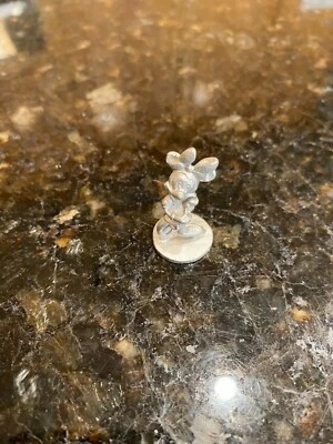 Scene it Disney Minnie Mouse Token Replacement Game Piece Part 1st Edition 2004 - Image 1 of 2