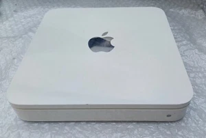 Apple A1409 AirPort Time Capsule 802.11n (4th Generation) 2TB Fully GWO - Picture 1 of 9
