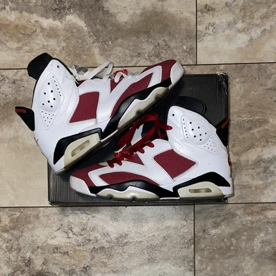 Talla 9.5 - Jordan 6 Retro OG Mid Carmine Foto 1 de 4