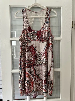 Camisón ligero Secret Treasures para mujer 2X (18W-20W) detalle de encaje corto Foto 1 de 4