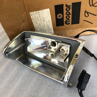 NOS 1974 Chrysler Lamp Park &Turn Signal Bezel 3728065 New Yorker Newport Mopar - Image 1 of 4
