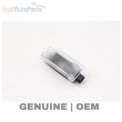 Porsche Panamera 2010-2016 - Luz interior transparente 97063202400 Foto 1 de 4