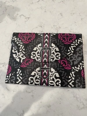 Клатч женский Vera Bradley с цветочным рисунком магнитный конверт черный геометрический один размер - Изображение 1 из 4