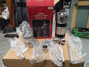 Stainless Steel Barware Set Hampton Forge 7 piece - Great condition! - Picture 1 of 13