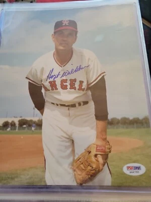 hoyt wilhelm California  Angel's  Autographed 8x10 Photo  Psa/dna Certified - Image 1 of 3