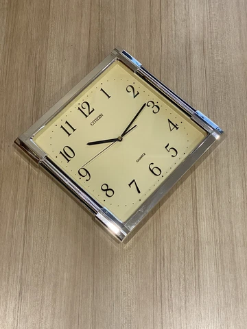 Vintage Citizen Quartz Square Wall Clock - Working Condition Cover