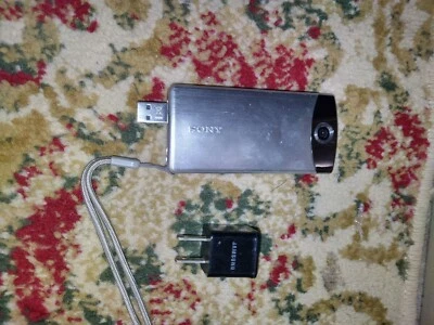 Sony Bloggie Touch Mobile HD Snap Camera Silver MHS-TS10 w/ USB - WORKING Used - Image 1 of 4