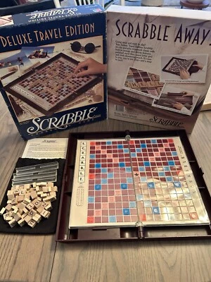 Juego de mesa de palabras Scrabble Deluxe Travel Edition 1990 Foto 1 de 3
