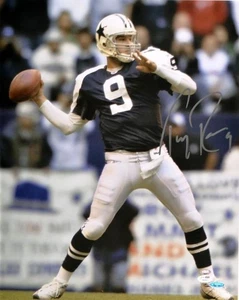DALLAS COWBOYS - TONY ROMO - 8 X 10 GLOSSY SIGNED PHOTO REPRINT - Picture 1 of 1