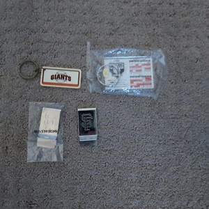 1990's SAN FRANCISCO GIANTS Season Ticket Holders KEY CHAIN LOT (4) NEW SHARP! - Picture 1 of 1